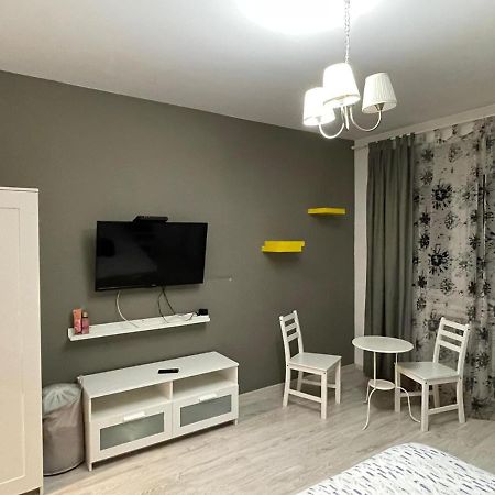 Centru Charming New Apartament Piata Universitate Apartment Bucharest Exterior photo
