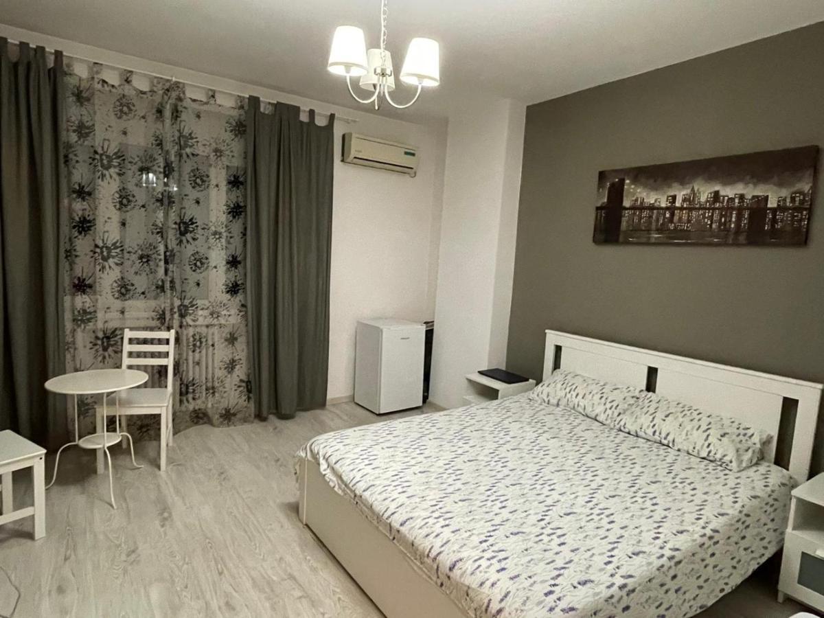 Centru Charming New Apartament Piata Universitate Apartment Bucharest Exterior photo